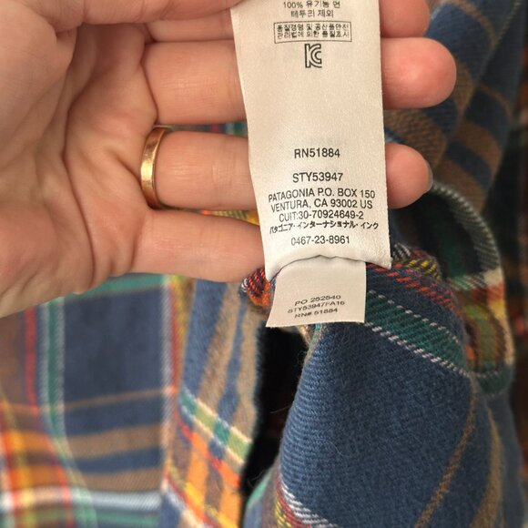 Patagonia Men's Long-Sleeved Fjord Flannel Shirt - Picture 5 of 6